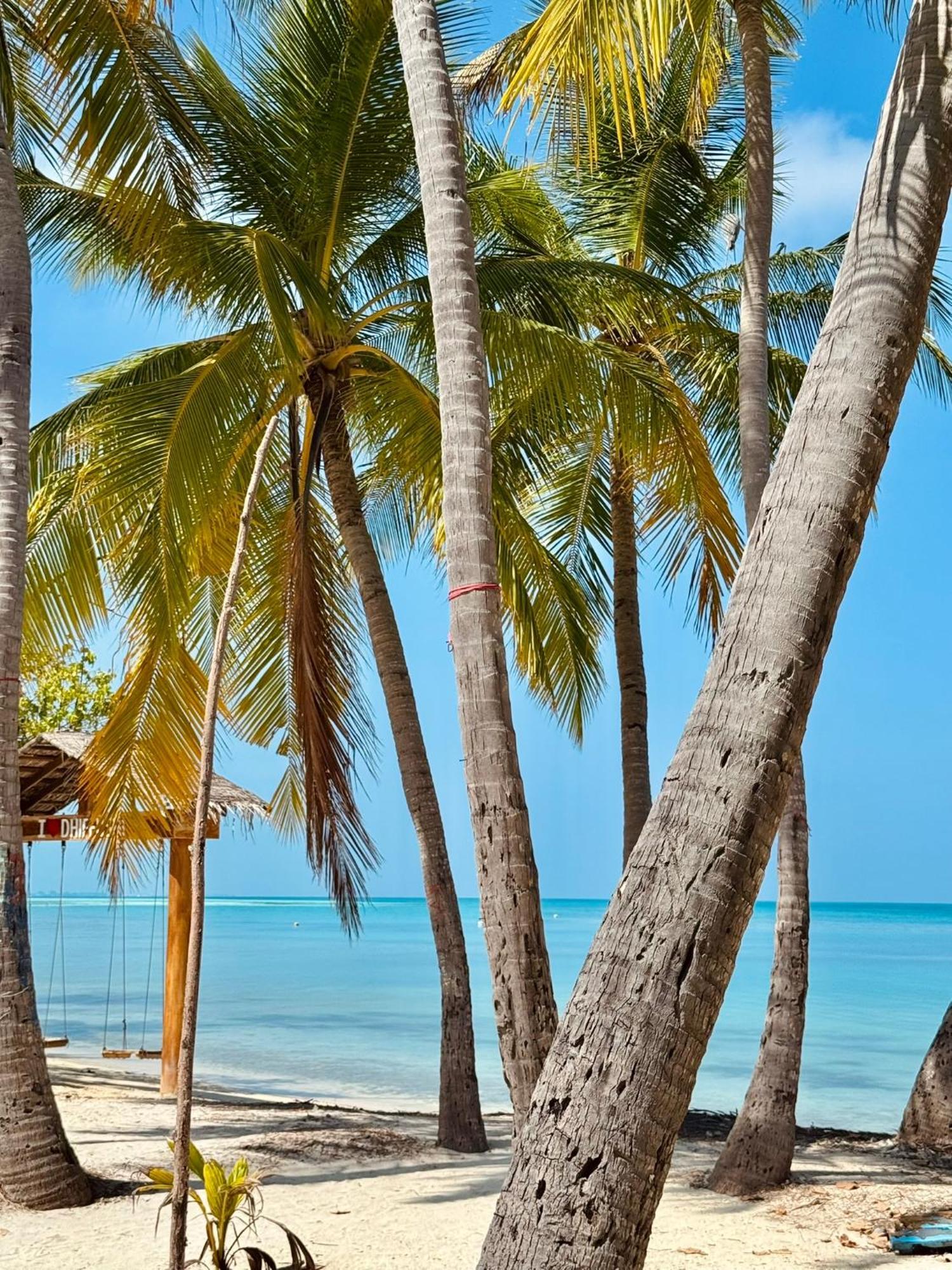 Ameera Maldives Dhiffushi Exterior foto
