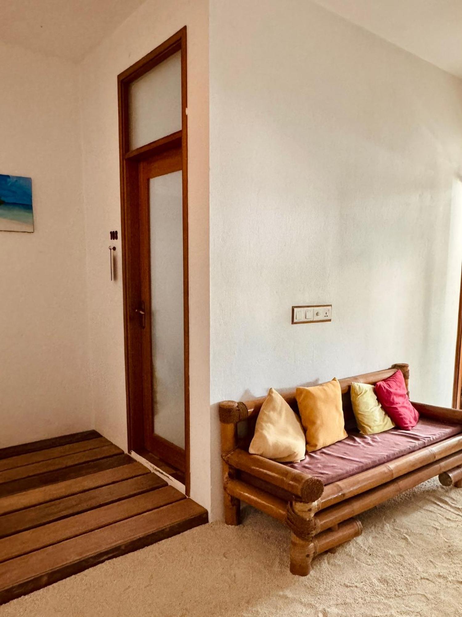 Ameera Maldives Dhiffushi Exterior foto
